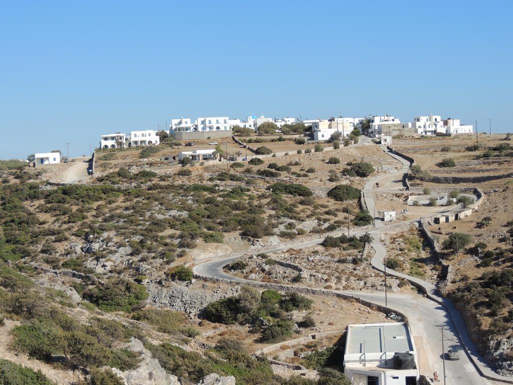 Filoxenia By Grispos Villas Schoinoussa Exteriör bild